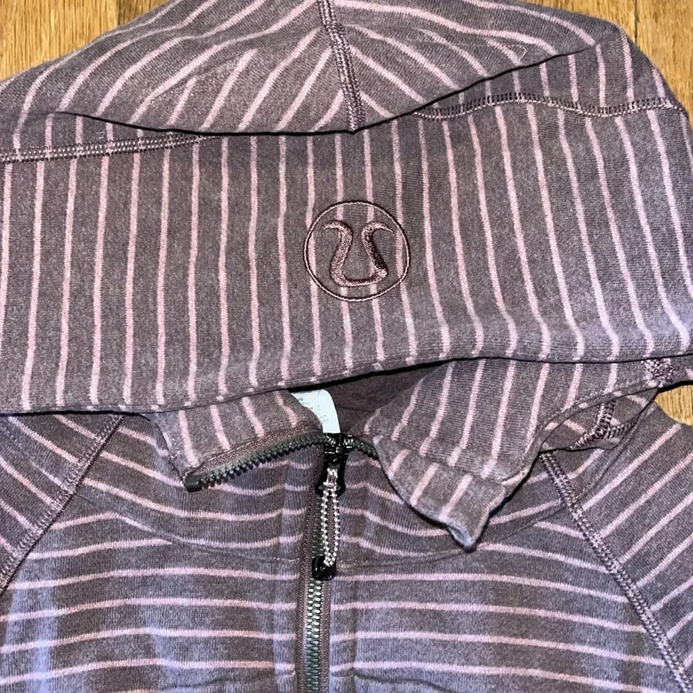 Lulemon scuba hoodie - Picture 2 of 4